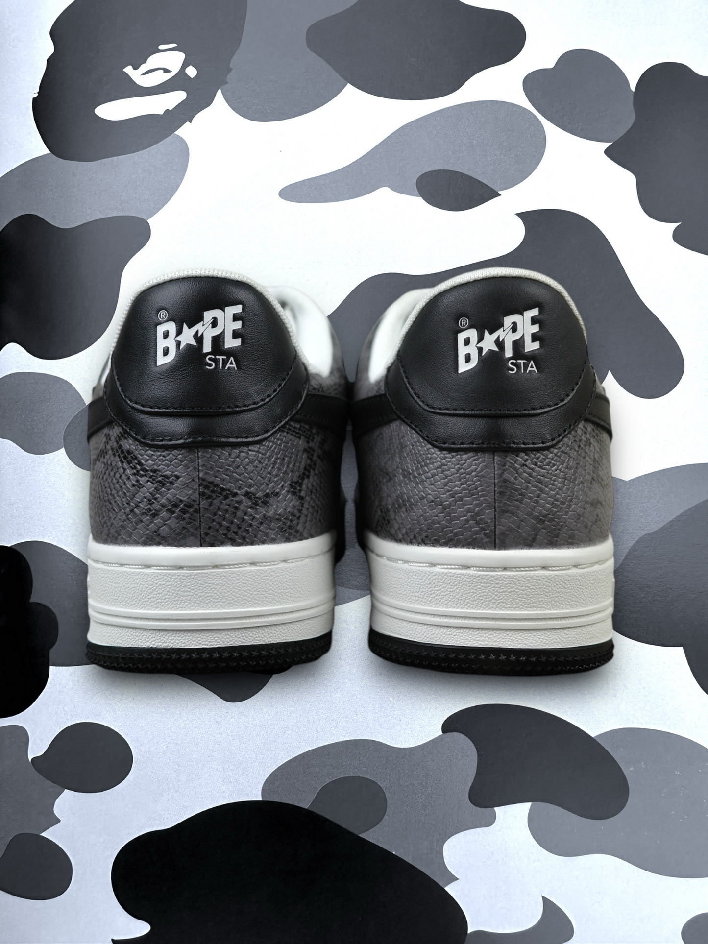 Bapesta Snake Skin